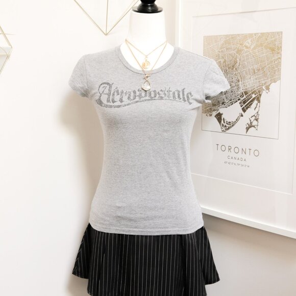 Grey Goth Calligraphy Baby Tee 🦇 AEROPOSTALE - Picture 1 of 6